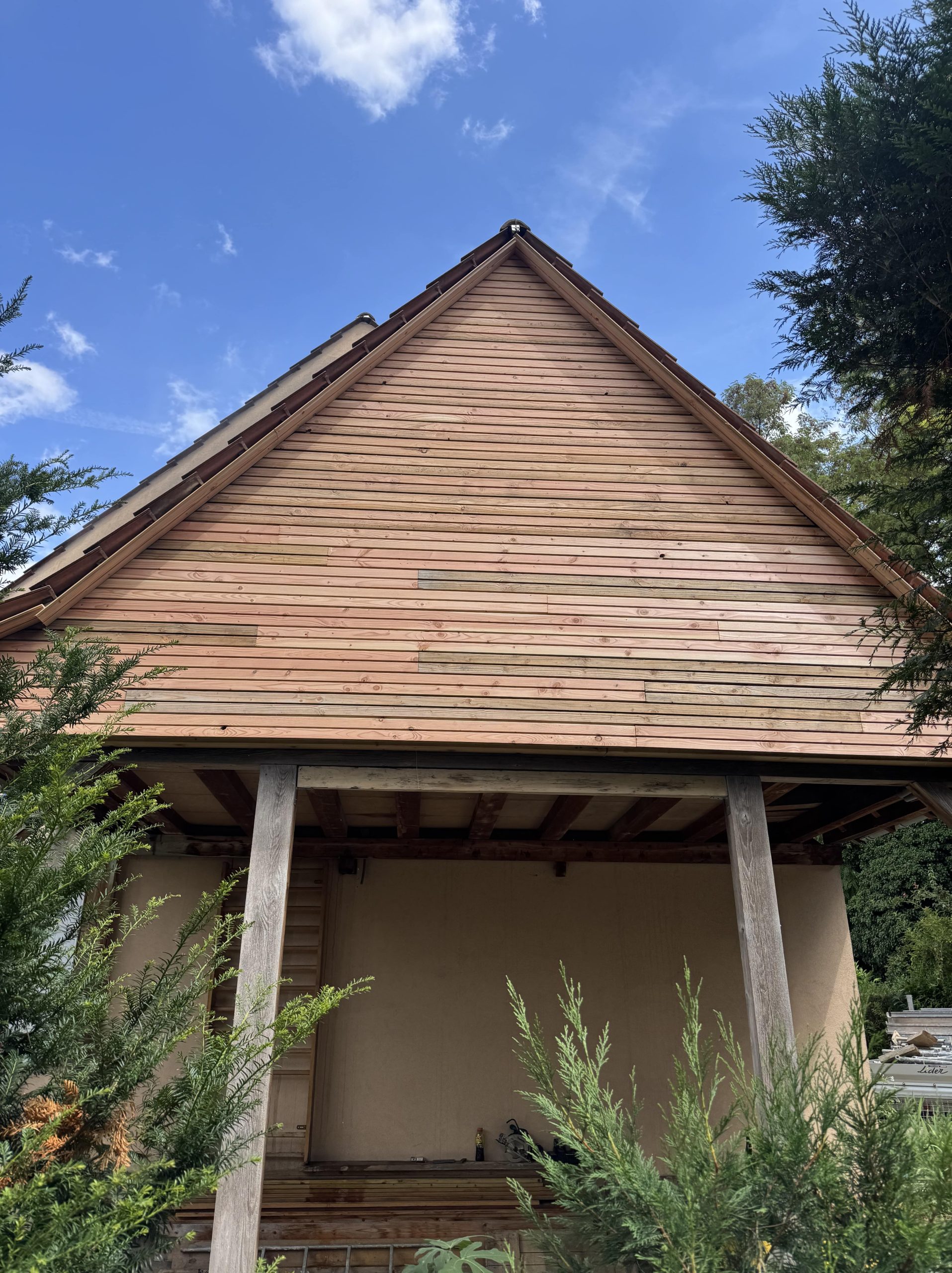 Rhabillage d’un bardage bois, Douglas à Ruelisheim, proche de Wittenheim